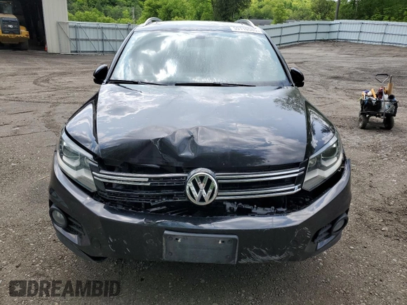 2016 Volkswagen Tiguan SE z VIN WVGBV7AX7GW516082, wystawiony jako Copart lot #59110585 z przebiegiem 65 912 mil mil oraz Czysty tytuł • Clean title. Historia ofert i sprzedaży dostępna na DreamBid. Obrazek 5.