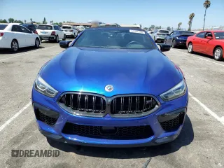 2020 BMW M8 Competition z VIN WBSDZ0C09LCD82160, wystawiony jako Copart lot #67402364 z przebiegiem 18 584 mil mil oraz Szkoda całkowita • Salvage title. Historia ofert i sprzedaży dostępna na DreamBid. Obrazek 5.