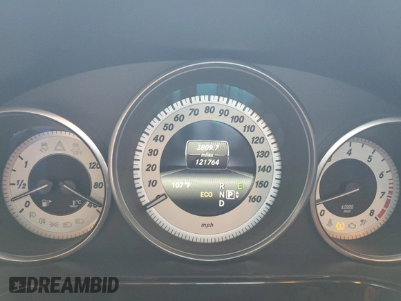 2014 Mercedes-Benz E 350 Sport with VIN WDDHF5KB5EA939150, listed as a Copart auction lot 60912775 with 121,764 mi miles and Salvage title. Bid and sale history available at DreamBid. Image 9.