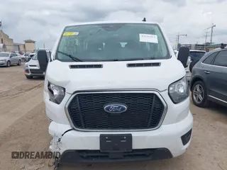 2024 Ford Transit Passenger XL с VIN 1FBAX2Y89RKA83438, выставлен на аукционе IAAI как лот 42670393 с пробегом 29 227 миль миль и . История ставок и продаж доступна на DreamBid. Изображение 11.