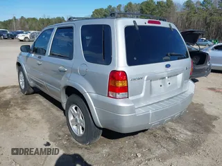 2005 Ford Escape Hybrid with VIN 1FMCU95H45KD16867, listed as a IAAI auction lot 41661311 with 206,698 mi miles. Bid and sale history available at carsss.com. Image 3.