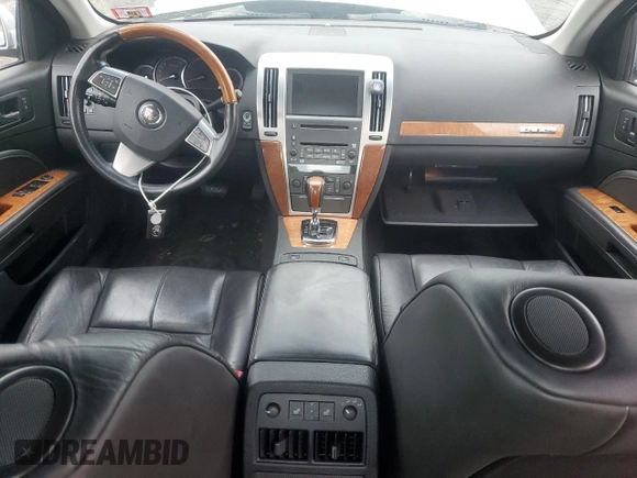 2011 Cadillac STS RWD z VIN 1G6DW6ED1B0118773, wystawiony jako Copart lot #55436495 z przebiegiem 83 591 mil mil oraz Szkody całkowita. Historia ofert i sprzedaży dostępna na DreamBid. Obrazek 8.