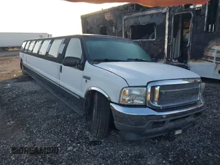 2003 Ford Excursion XLT with VIN 1FMNU40F03EA06549, listed as a IAAI auction lot 42231165 with 176,564 mi miles and . Bid and sale history available at DreamBid. Image 1.