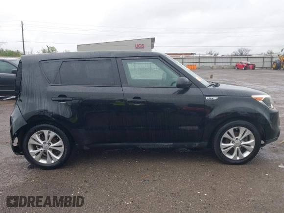 2015 Kia Soul + with VIN KNDJP3A58F7779613, listed as a IAAI auction lot 41944453 with 196,196 mi miles. Bid and sale history available at carsss.com. Image 14.