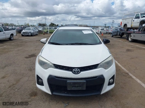 2016 Toyota Corolla L with VIN 5YFBURHE8GP464848, listed as a IAAI auction lot 41914720 with 181,214 mi miles. Bid and sale history available at carsss.com. Image 6.