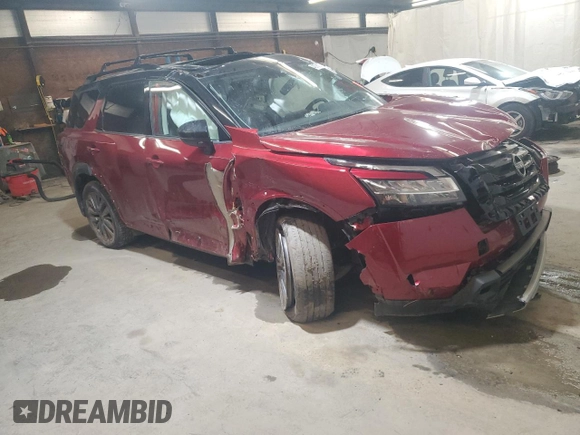 2023 Nissan Pathfinder SL z VIN 5N1DR3CD2PC239335, wystawiony jako Copart lot #48781855 z przebiegiem Nie podano mil oraz Szkoda całkowita • Salvage title. Historia ofert i sprzedaży dostępna na DreamBid. Obrazek 4.