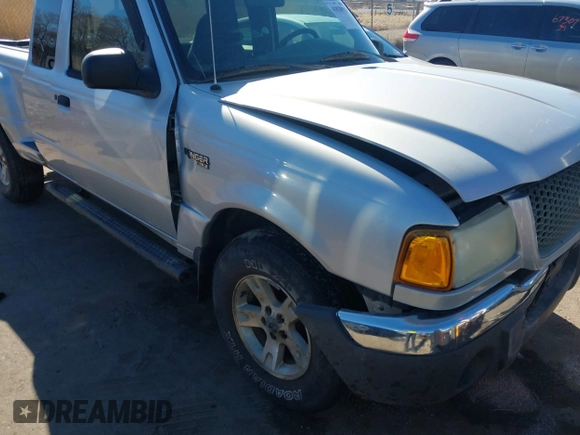 2002 Ford Ranger XL Fleet with VIN 1FTZR45E02PB52573, listed as a IAAI auction lot 41828913 with 221,377 mi miles. Bid and sale history available at carsss.com. Image 6.
