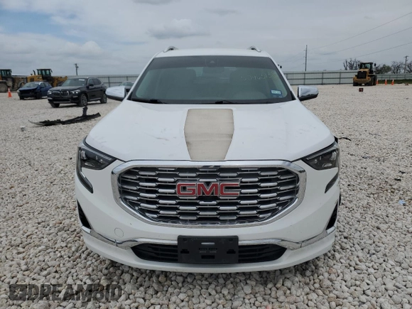 2019 GMC Terrain Denali with VIN 3GKALSEX7KL396483, listed as a Copart auction lot 50463135 with 93,860 mi miles and Salvage Title. Bid and sale history available at DreamBid. Image 5.