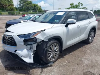 2023 Toyota Highlander L with VIN 5TDKDRAH3PS044054, listed as a IAAI auction lot 42464813 with 38,681 mi miles and . Bid and sale history available at DreamBid. Image 18.