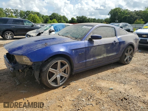 2013 Ford Mustang GT z VIN 1ZVBP8CF6D5235530, wystawiony jako Copart lot #59044465 z przebiegiem 96 242 mil mil oraz Czysty tytuł • Clean title. Historia ofert i sprzedaży dostępna na DreamBid. Obrazek 1.