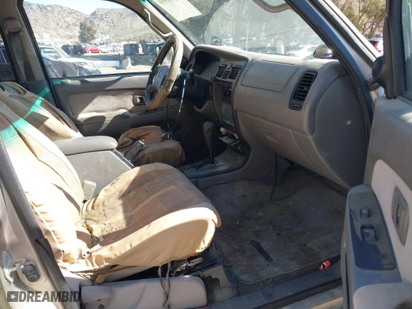 2001 Toyota 4Runner SR5 with VIN JT3GN86R610195788, listed as a IAAI auction lot 41738959 with 241,650 mi miles. Bid and sale history available at carsss.com. Image 5.