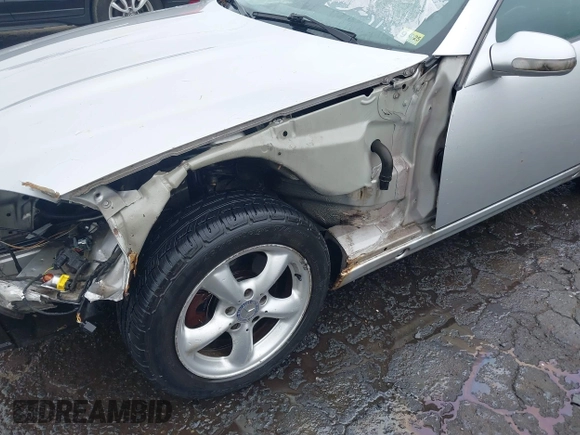 2001 Mercedes-Benz SLK 230/320 with VIN WDBKK65F61F223014, listed as a IAAI auction lot 42193397 with 291,610 mi miles and . Bid and sale history available at DreamBid. Image 18.