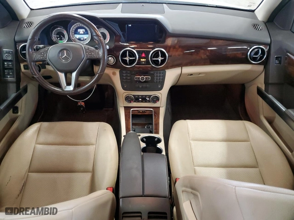 2015 Mercedes-Benz GLK-Class GLK 250 BlueTEC with VIN WDCGG0EB1FG371926, listed as a Copart auction lot 50119395 with 209,325 mi miles and Clean Title. Bid and sale history available at carsss.com. Image 8.
