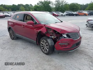 2015 Lincoln MKC z VIN 5LMCJ1A95FUJ08766, wystawiony jako IAAI lot #42105062 z przebiegiem 146 398 mil mil oraz . Historia ofert i sprzedaży dostępna na DreamBid. Obrazek 1.
