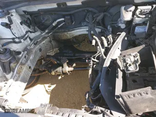 2013 Hyundai Azera with VIN KMHFH4JG9DA330074, listed as a IAAI auction lot 41975579 with 1 mi miles. Bid and sale history available at carsss.com. Image 6.