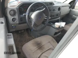 2012 Ford Econoline Cargo Super Duty Commercial z VIN 1FTSS3EL9CDB11926, wystawiony jako Copart lot #49954875 z przebiegiem 227 273 mil mil oraz Szkody całkowita. Historia ofert i sprzedaży dostępna na DreamBid. Obrazek 8.