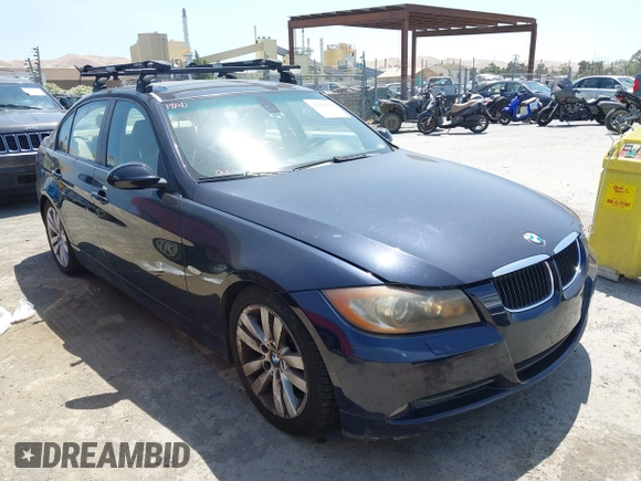 2006 BMW 3 Series 325i z VIN WBAVB17516NK41341, wystawiony jako IAAI lot #42412466 z przebiegiem 237 804 mil mil oraz . Historia ofert i sprzedaży dostępna na DreamBid. Obrazek 1.