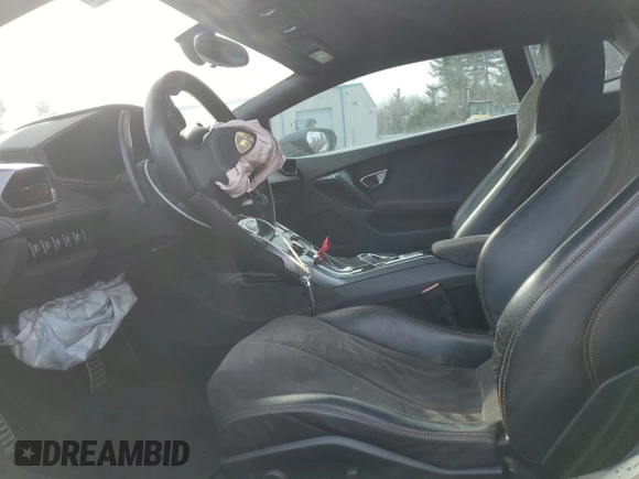 2015 Lamborghini Huracan z VIN ZHWUC1ZF7FLA00780, wystawiony jako Copart lot #88019135 z przebiegiem Nie podano mil oraz Szkoda całkowita • Salvage title. Historia ofert i sprzedaży dostępna na DreamBid. Obrazek 7.
