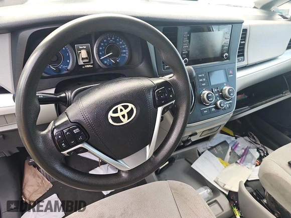 2020 Toyota Sienna L с VIN 5TDZZ3DC5LS041468, выставлен на аукционе IAAI как лот 42785544 с пробегом 117 615 миль миль и . История ставок и продаж доступна на DreamBid. Изображение 28.