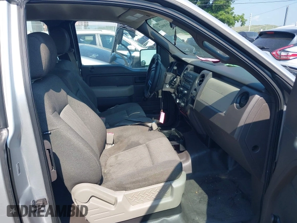 2010 Ford F-150 XL with VIN 1FTEX1CW9AFD31245, listed as a IAAI auction lot 42538912 with 250,921 mi miles and . Bid and sale history available at DreamBid. Image 5.