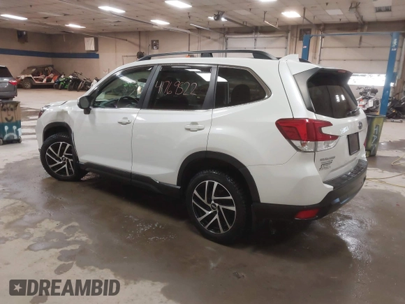 2019 Subaru Forester Limited with VIN JF2SKAUC3KH526772, listed as a IAAI auction lot 41769522 with 35,688 mi miles. Bid and sale history available at carsss.com. Image 3.