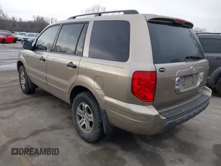 2005 Honda Pilot EX-L with VIN 5FNYF18505B040059, listed as a IAAI auction lot 41656782 with 234,723 mi miles. Bid and sale history available at carsss.com. Image 3.
