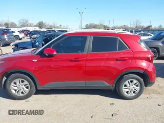 2020 Hyundai Venue SEL with VIN KMHRC8A3XLU018200, listed as a IAAI auction lot 41707122 with 21,529 mi miles. Bid and sale history available at carsss.com. Image 14.