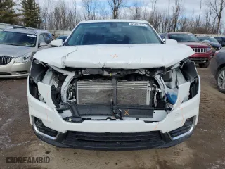 2022 GMC Terrain SLT with VIN 3GKALVEV6NL158726, listed as a Copart auction lot 43691015 with 14,210 mi miles and Salvage Title. Bid and sale history available at carsss.com. Image 5.