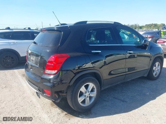2019 Chevrolet Trax LT with VIN KL7CJLSB1KB934117, listed as a IAAI auction lot 41849334 with 54,284 mi miles. Bid and sale history available at carsss.com. Image 4.