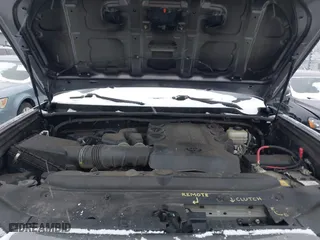 2019 Toyota 4Runner SR5 with VIN JTEBU5JR6K5639752, listed as a IAAI auction lot 41737523 with 85,173 mi miles. Bid and sale history available at carsss.com. Image 10.