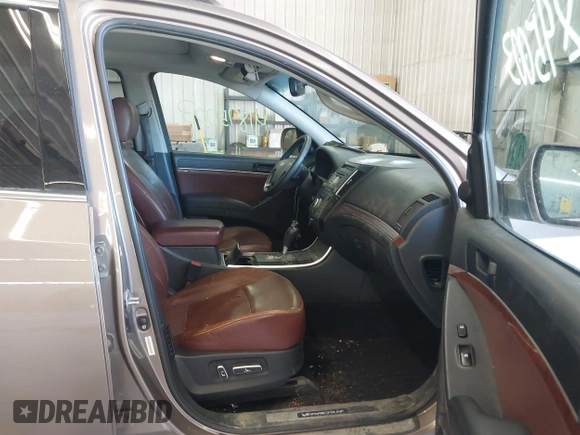 2010 Hyundai Veracruz Limited with VIN KM8NUDCC4AU133440, listed as a IAAI auction lot 41895003 with 222,053 mi miles and . Bid and sale history available at DreamBid. Image 5.