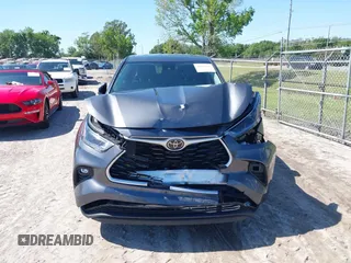 2021 Toyota Highlander L with VIN 5TDZZRAH3MS034975, listed as a IAAI auction lot 39170135 with 86,052 mi miles and . Bid and sale history available at DreamBid. Image 12.