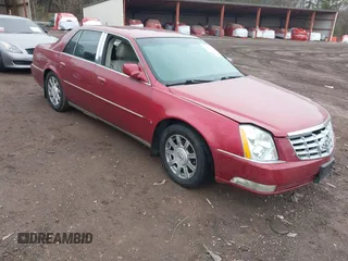 2008 Cadillac DTS 1SA z VIN 1G6KD57Y08U135539, wystawiony jako IAAI lot #41168770 z przebiegiem 150 775 mil mil oraz . Historia ofert i sprzedaży dostępna na DreamBid. Obrazek 1.