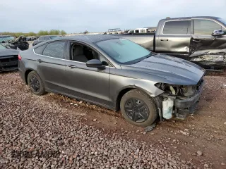 2019 Ford Fusion S with VIN 3FA6P0G77KR284566, listed as a Copart auction lot 49123375 with 189,516 mi miles and Salvage Title. Bid and sale history available at DreamBid. Image 4.