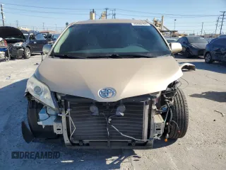 2012 Toyota Sienna LE AAS with VIN 5TDKK3DC1CS200380, listed as a Copart auction lot 46888765 with 78,073 mi miles and Salvage Title. Bid and sale history available at carsss.com. Image 5.