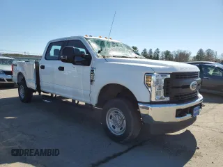 2018 Ford Super Duty F-250 SRW XL with VIN 1FT7W2B6XJEC73588, listed as a Copart auction lot 46824385 with 69,912 mi miles and Salvage Title. Bid and sale history available at carsss.com. Image 4.