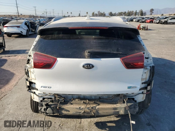 2020 Kia Niro EX Premium with VIN KNDCE3LG8L5080096, listed as a Copart auction lot 89320255 with 115,526 mi miles and Salvage Title. Bid and sale history available at DreamBid. Image 6.