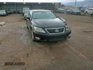 2010 Lexus LS 460 z VIN JTHCL5EF9A5008292, wystawiony jako Copart lot #55456485 z przebiegiem 134 182 mil mil oraz Szkoda całkowita • Salvage title. Historia ofert i sprzedaży dostępna na DreamBid. Obrazek 13.