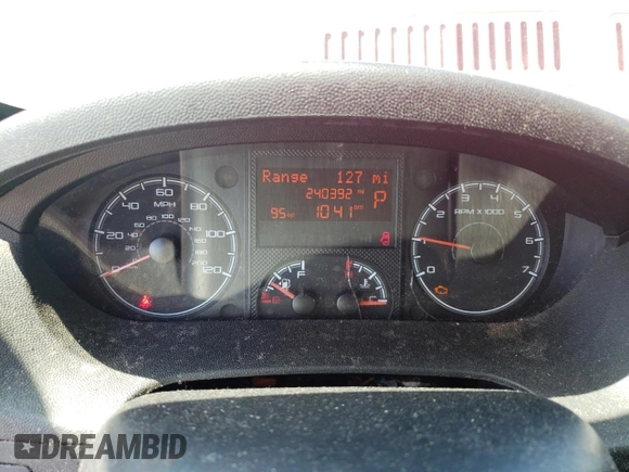 2016 Ram ProMaster Cargo with VIN 3C6TRVNG0GE127183, listed as a Copart auction lot 62960244 with 240,392 mi miles and Salvage Title. Bid and sale history available at DreamBid. Image 9.
