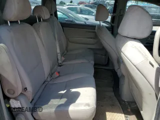 2016 Kia Sedona LX with VIN KNDMB5C10G6134592, listed as a Copart auction lot 56881974 with 137,797 mi miles and Salvage Title. Bid and sale history available at carsss.com. Image 11.