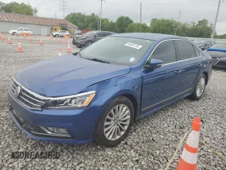 2016 Volkswagen Passat SE z VIN 1VWBT7A30GC061422, wystawiony jako Copart lot #56833735 z przebiegiem 121 870 mil mil oraz Szkoda całkowita • Salvage title. Historia ofert i sprzedaży dostępna na DreamBid. Obrazek 1.