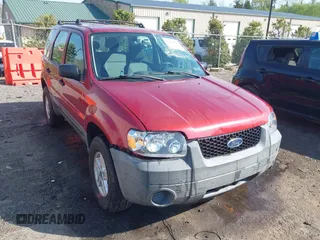 2005 Ford Escape XLS Value с VIN 1FMYU92Z65DA19297, выставлен на аукционе IAAI как лот 42061223 с пробегом 333 813 миль миль и . История ставок и продаж доступна на DreamBid. Изображение 6.