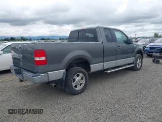 2004 Ford F-150 XLT z VIN 1FTPX145X4NB48672, wystawiony jako IAAI lot #42497529 z przebiegiem 178 758 mil mil oraz . Historia ofert i sprzedaży dostępna na DreamBid. Obrazek 4.