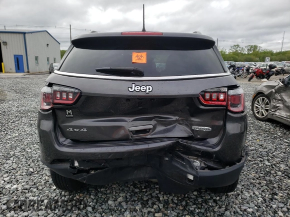 2020 Jeep Compass Latitude with VIN 3C4NJDBB2LT228128, listed as a Copart auction lot 57214605 with 46,218 mi miles and Salvage title. Bid and sale history available at DreamBid. Image 6.