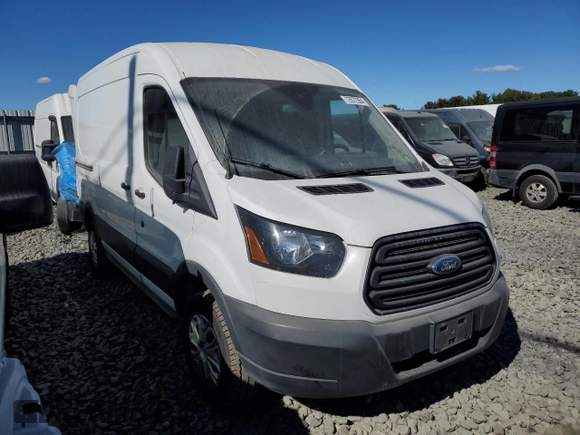 2019 Ford Transit z VIN 1FTYR1CM4KKB14748, wystawiony jako Copart lot #72672364 z przebiegiem 109 236 mil mil oraz Szkoda całkowita • Salvage title. Historia ofert i sprzedaży dostępna na DreamBid. Obrazek 4.