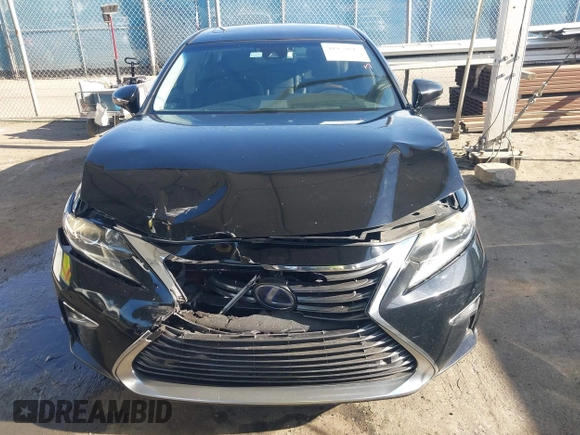 2016 Lexus ES 300h z VIN JTHBW1GG1G2121262, wystawiony jako IAAI lot #41959615 z przebiegiem 131 247 mil mil oraz . Historia ofert i sprzedaży dostępna na DreamBid. Obrazek 12.