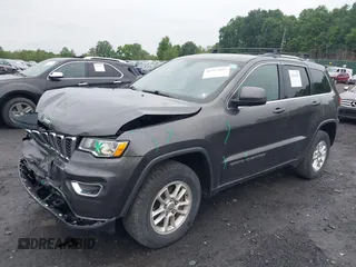 2019 Jeep Grand Cherokee Upland с VIN 1C4RJFAG3KC767765, выставлен на аукционе IAAI как лот 42513815 с пробегом 107 917 миль миль и . История ставок и продаж доступна на DreamBid. Изображение 17.