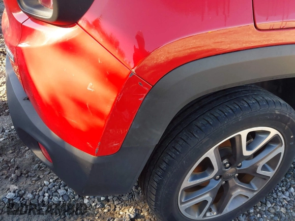 2017 Jeep Renegade Latitude z VIN ZACCJBBB1HPF99145, wystawiony jako IAAI lot #41831210 z przebiegiem Nie podano mil oraz . Historia ofert i sprzedaży dostępna na DreamBid. Obrazek 20.