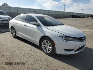 2015 Chrysler 200 Limited z VIN 1C3CCCABXFN697778, wystawiony jako Copart lot #52749775 z przebiegiem 94 455 mil mil oraz Szkody całkowita. Historia ofert i sprzedaży dostępna na DreamBid. Obrazek 4.