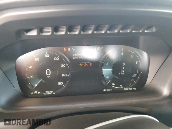 2018 Volvo XC90 Momentum with VIN YV4102CK2J1350140, listed as a Copart auction lot 45556565 with 210,387 mi miles and Salvage Title. Bid and sale history available at carsss.com. Image 9.